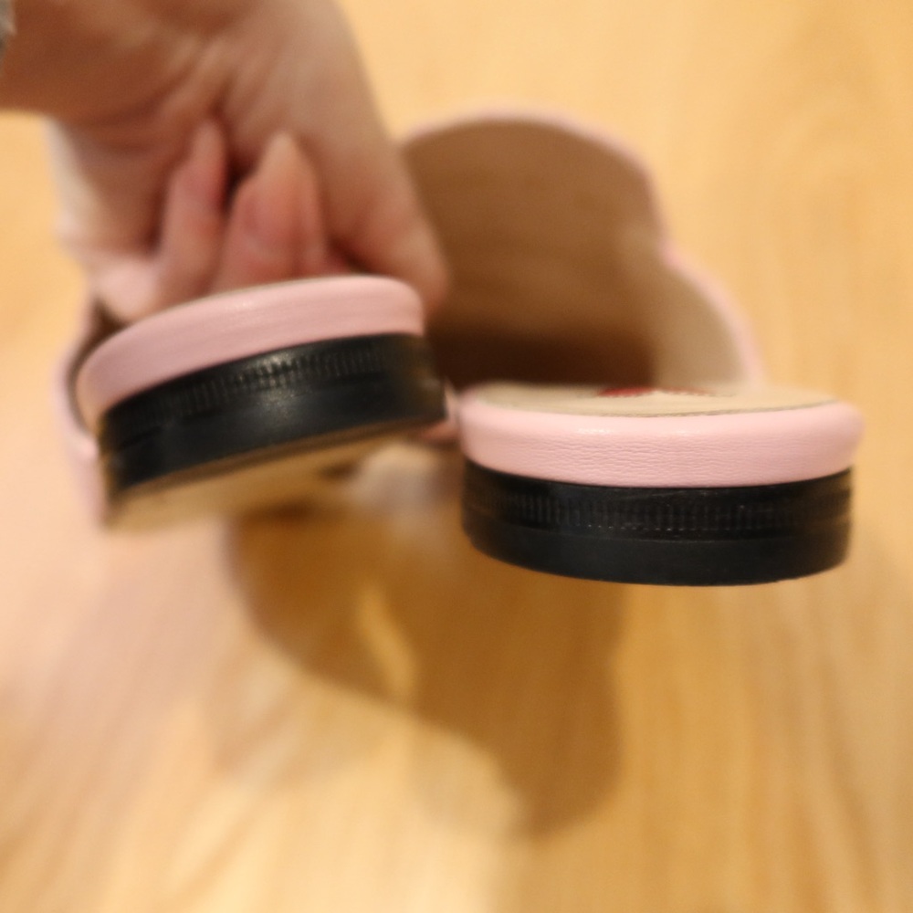 Gucci Princetown Pink Lace Mules with Gold Accents - Picture 7 of 11